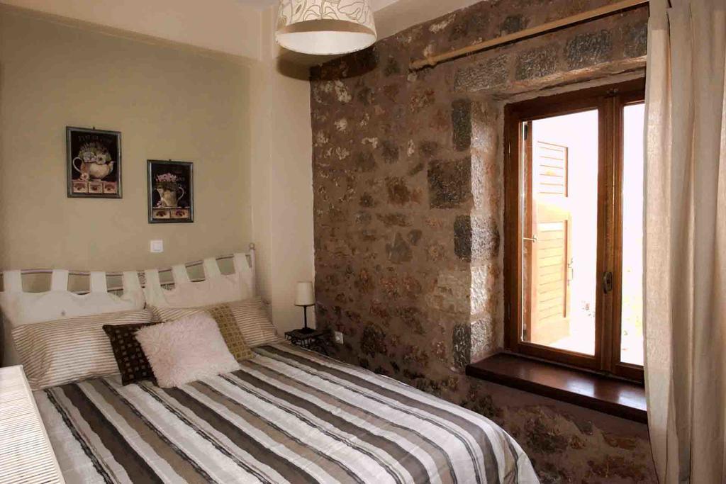Katsarou Apartments Arachova Extérieur photo