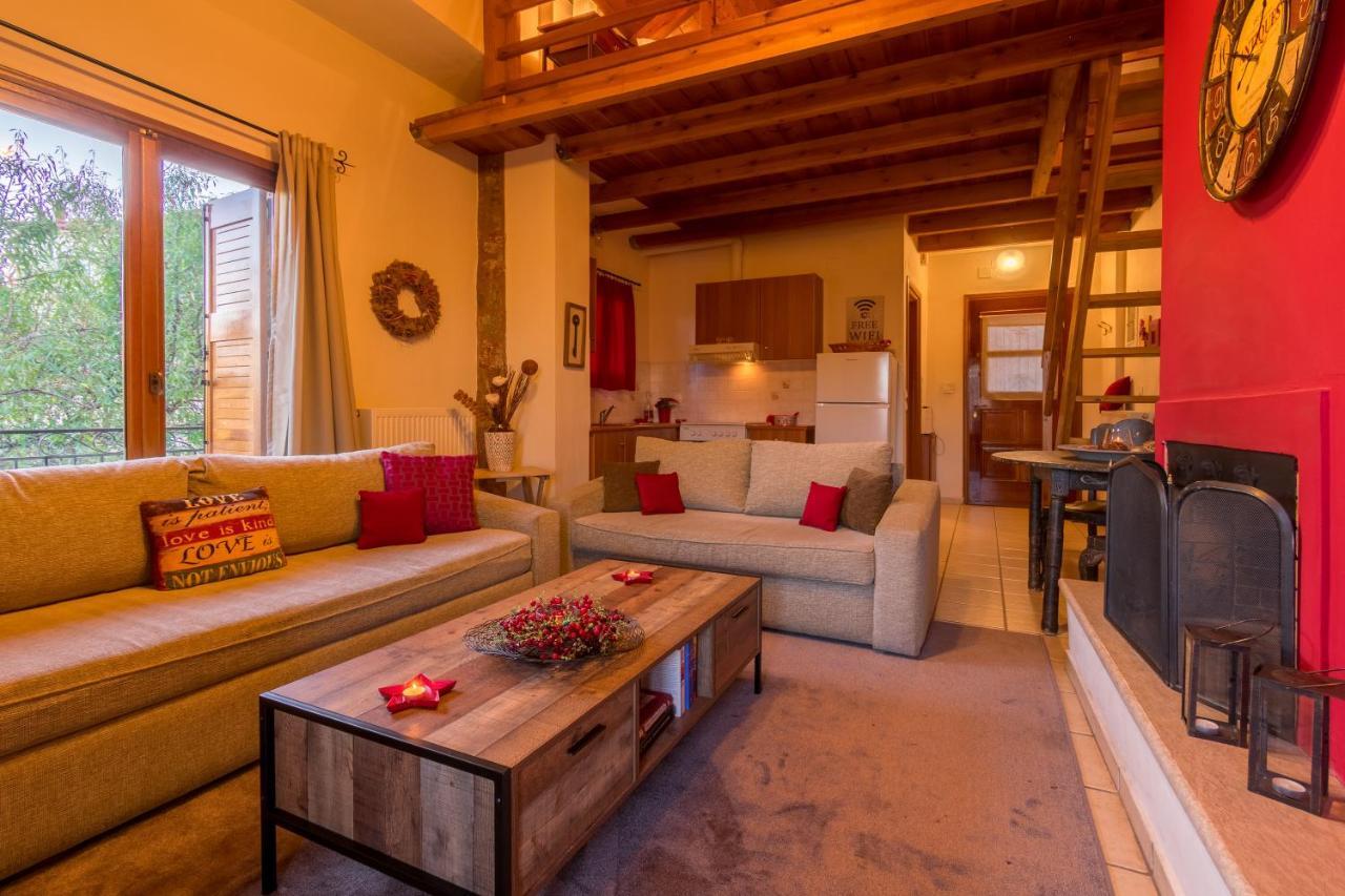 Katsarou Apartments Arachova Extérieur photo