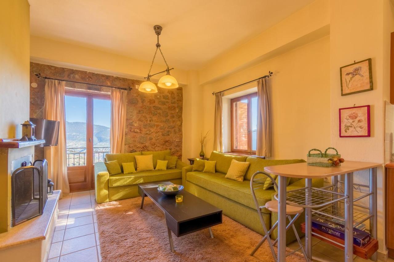 Katsarou Apartments Arachova Extérieur photo