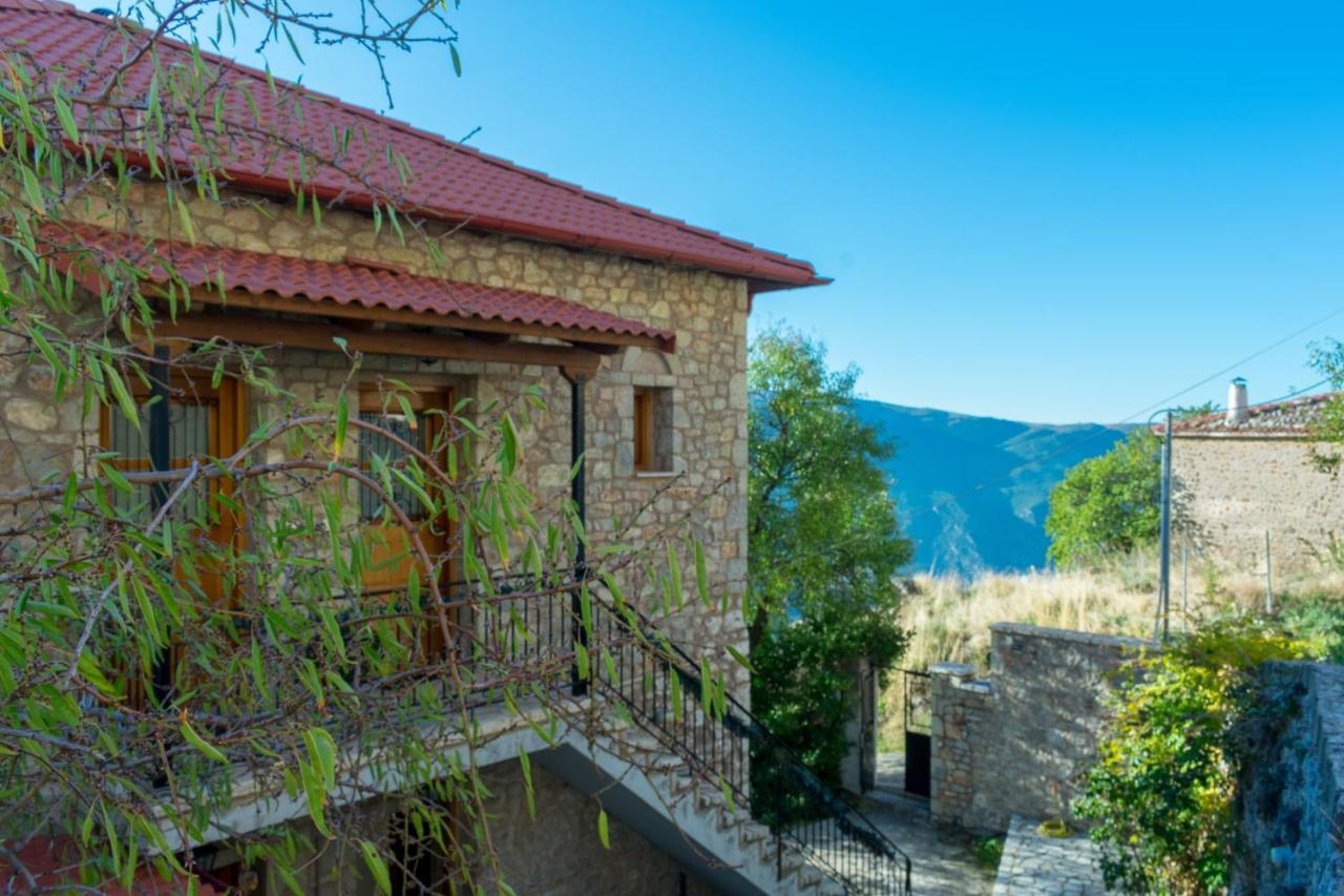 Katsarou Apartments Arachova Extérieur photo